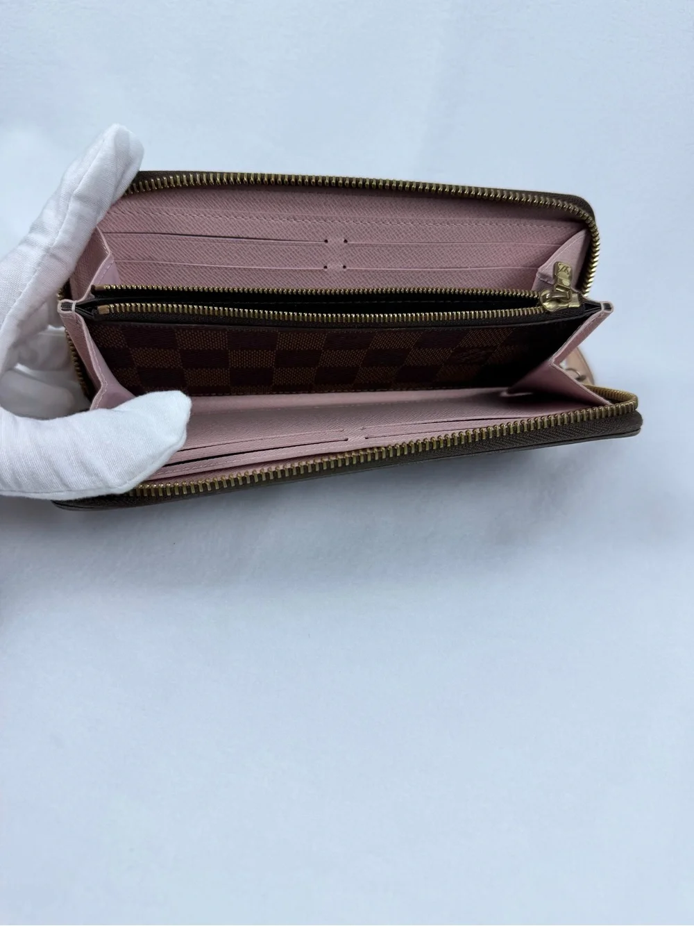 Authentic LOUIS VUITTON Damier Ebène Zip-Around Ballerine Pink Interior